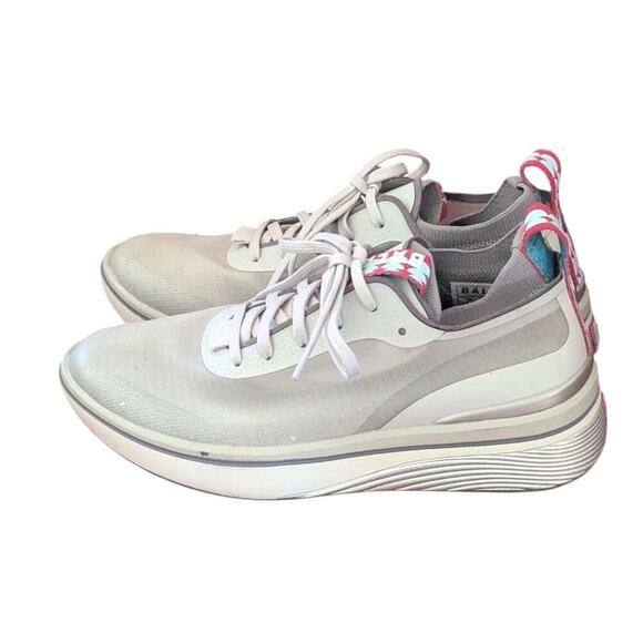 Bala Twelves 12 Womens Size 6 Nursing Shoes Gray Silver Comfort Sneakers - Picture 1 of 8